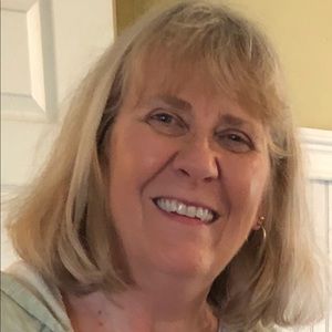 Meet your Posher, Dee